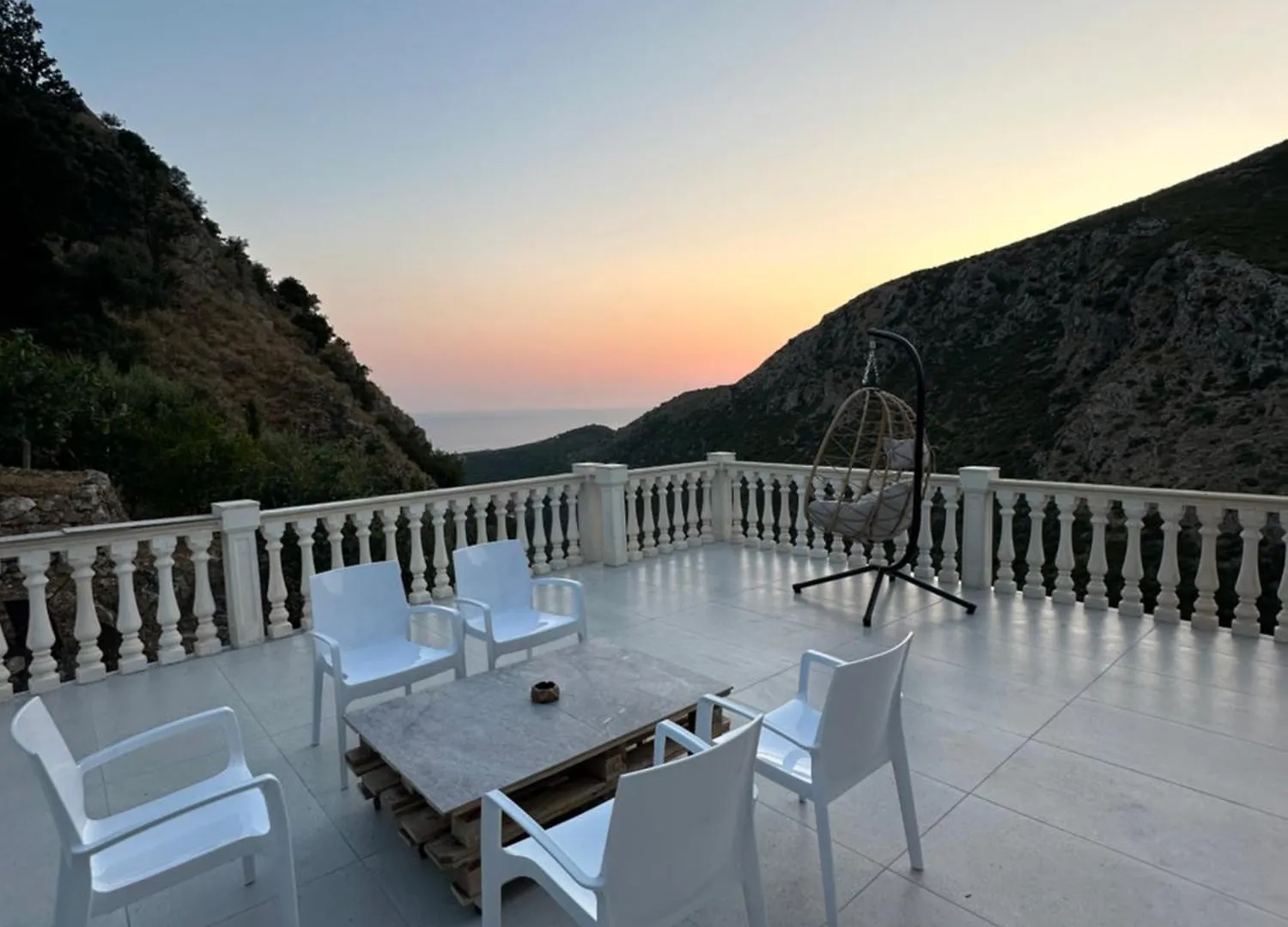 Sweet Home 1 Himare 0*,  Albania